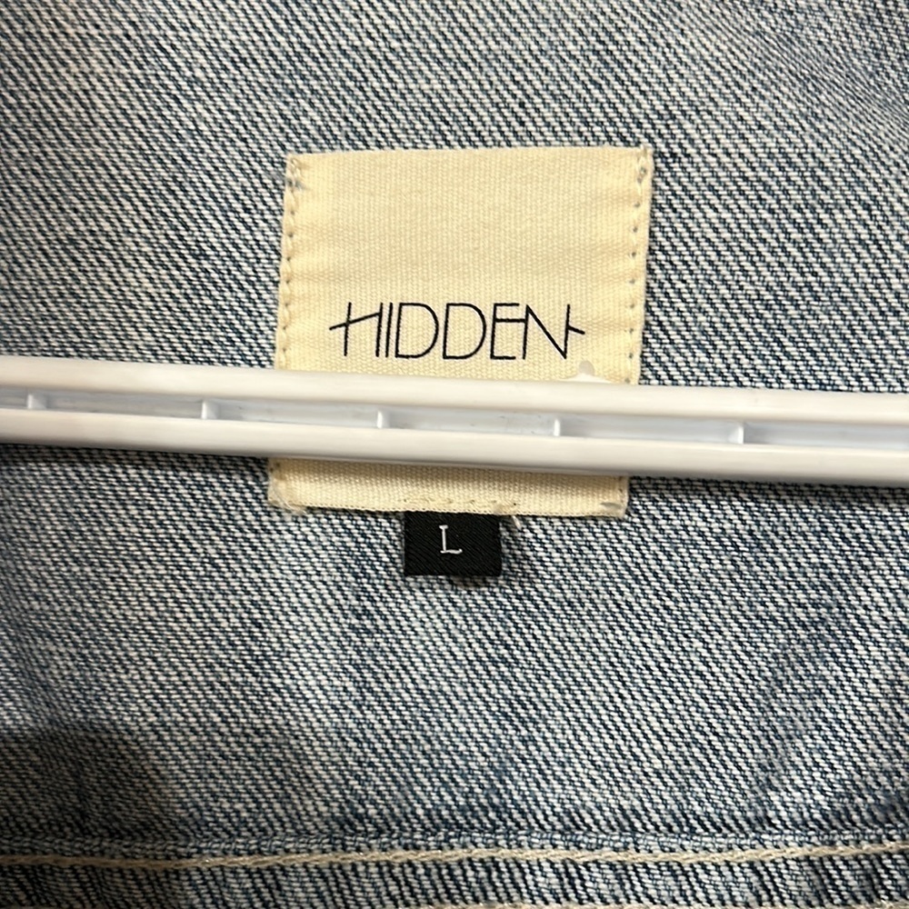 Distressed Jean jacket - Picture 2 of 6